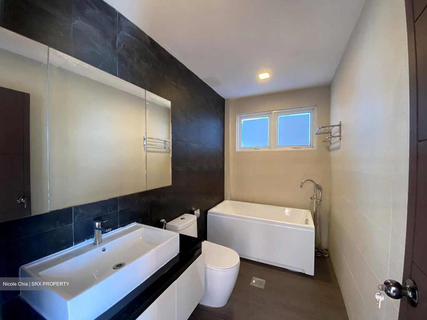 Seletar Hills Estate (D28), Semi-Detached #492860391